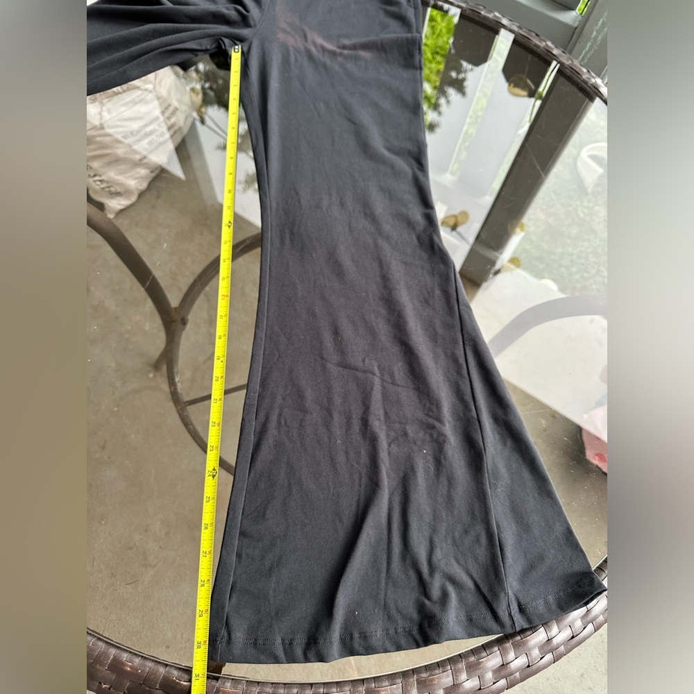 OFFLINE By Aerie OG Foldover High Waisted Super Flare Legging in Black Size XL - Picture 5 of 11